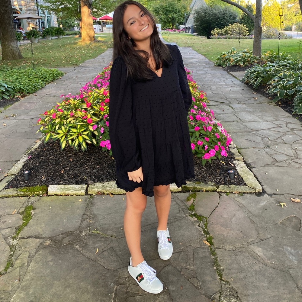 Meet your Posher, Ava